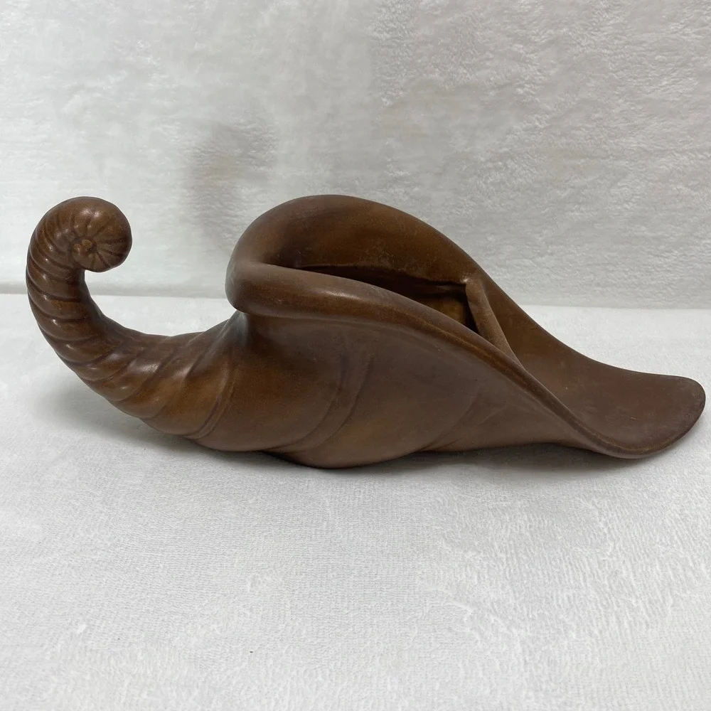 VTG Brown Ceramic Cornucopia Horn of Plenty‎ Vase Planter Table Decor D475